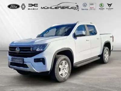Gebraucht VW Amarok Life 205 PS (150 kW) 2024 Clear white Pickup