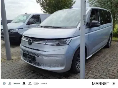 Gebraucht VW Multivan S 150 PS (110 kW) 2023 Reflexsilber metallic Van / Kleinbus