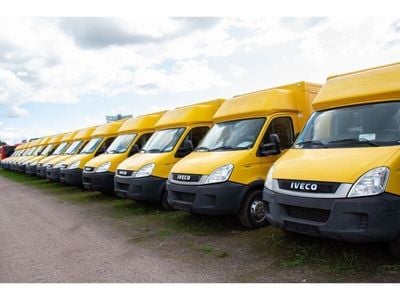 Gebraucht Iveco Daily 106 PS (77 kW) 2011 Gelb Van