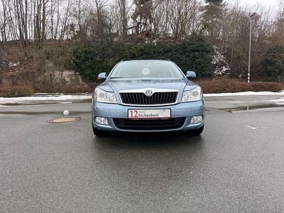 Grau Gebraucht 2009 Skoda Octavia Ambiente Kombi | 5.499 € (Guter Preis)
