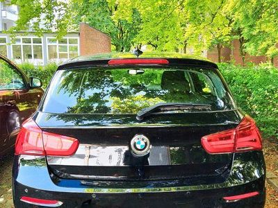 Gebraucht BMW 116 Advantage 109 PS (80 kW) 2015 Schwarz Kleinwagen