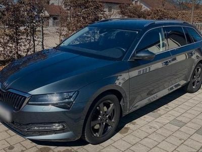 Usata Skoda Superb Premium Edition 200 CV (147 kW) 2020 Grigio Station wagon