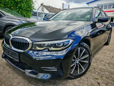 Gebraucht BMW 320 Sport Line 190 PS (139 kW) 2020 Schwarz Limousine