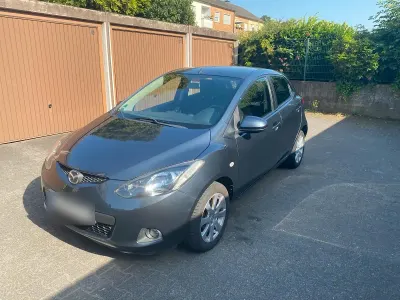 Gebraucht Mazda 2 Independence 75 PS (55 kW) 2008 Grau Kleinwagen