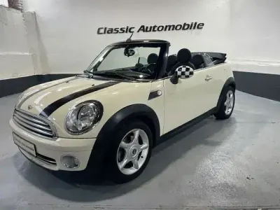 Gebraucht Mini Cooper Cabriolet Chili 120 PS (88 kW) 2009 Weiß Cabrio