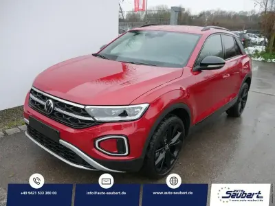 Neu VW T-Roc Style 150 PS (110 kW) 2025 Rot SUV