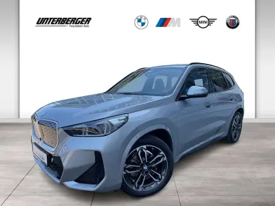 Gebraucht BMW iX1 M Sport 150 kW (204 PS) 2025 Silber SUV