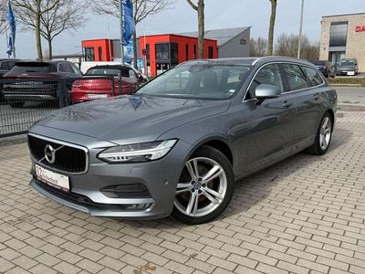 Gebraucht Volvo V90 Momentum 190 PS (139 kW) 2016 Grau Kombi