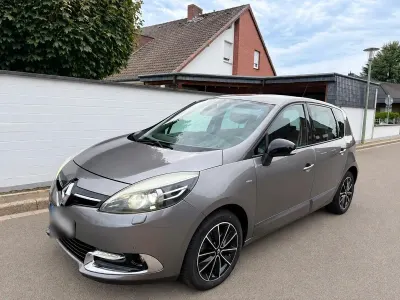 Gebraucht Renault Grand Scénic III Bose Edition 132 PS (97 kW) 2013 Silber Van / Kleinbus