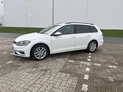 Gebraucht VW Golf VII Comfortline 150 PS (110 kW) 2019 Weiß Kombi