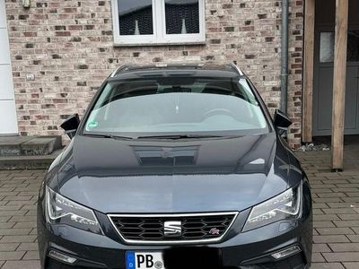 Schwarz Gebraucht 2018 Seat Leon ST FR Kombi | 15.799 € (Fairer Preis)