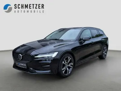 Gebraucht Volvo V60 Plus 197 PS (144 kW) 2023 Onyx black Kombi