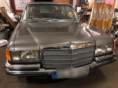 Gebraucht Mercedes 280 185 PS (136 kW) 1978 Grau Limousine