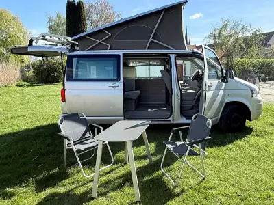 Używany VW T5 Comfortline 140 KM (102 kW) 2011 Srebrny Van