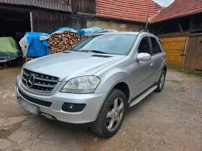Gebraucht Mercedes ML320 224 PS (164 kW) 2005 Grau SUV