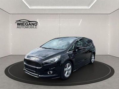 Usado Ford S-MAX Titanium 239 HP (175 kW) 2016 Preto Monovolume