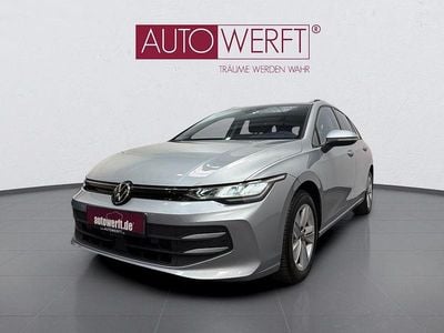 Gebraucht VW Golf VIII S 150 PS (110 kW) 2024 Oyster silver metallic Kombi