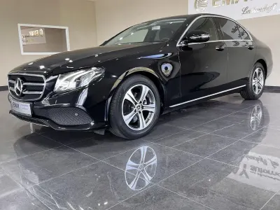 Gebraucht Mercedes E200 Avantgarde 160 PS (117 kW) 2019 Schwarz Limousine