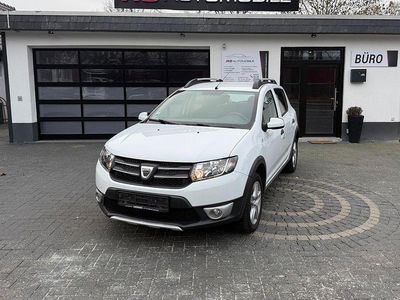 Gebraucht Dacia Sandero Prestige 90 PS (66 kW) 2015 Weiß Limousine