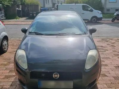 Usata Fiat Punto 51 CV (37 kW) 2012 Grigio Utilitaria