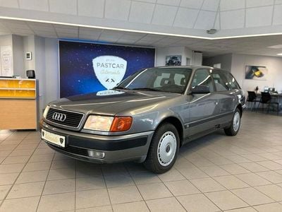 Grau Gebraucht 1993 Audi 100 Kombi | 2.350 €