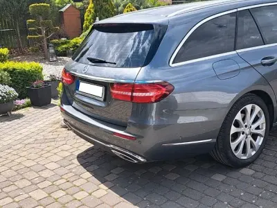 Gebraucht Mercedes E250 211 PS (155 kW) 2016 Grau Limousine