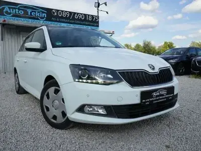 Gebraucht Skoda Fabia Style 110 PS (80 kW) 2015 Weiß Limousine