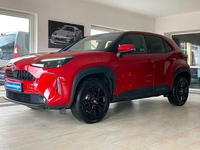 Gebraucht Toyota Yaris Cross Team 116 PS (85 kW) 2023 Rot SUV