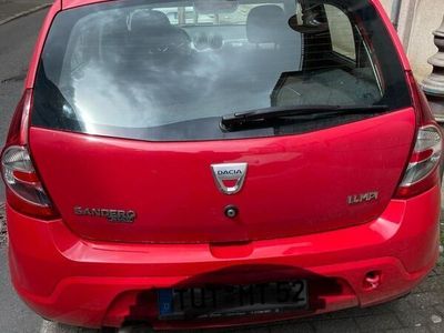 gebraucht Dacia Sandero in Rot 8 Fachbereift