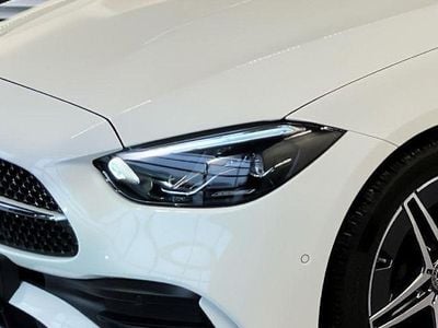Weiß Gebraucht 2025 Mercedes C200 AMG Limousine | 41.949 € (Fairer Preis)