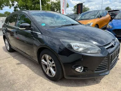 Gebraucht Ford Focus Champions Edition 150 PS (110 kW) 2012 Schwarz Kombi