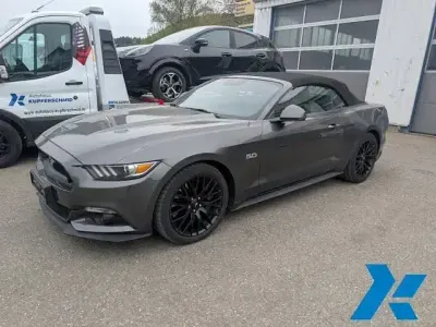 Begagnad Ford Mustang GT Convertible 422 HK (310 kW) 2017 Grå Cab