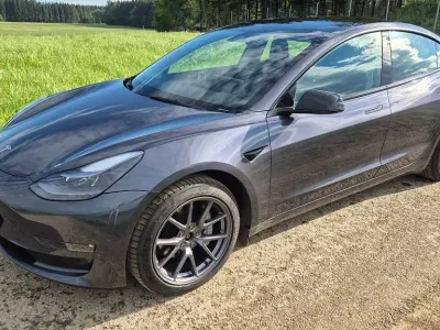 Occasion Tesla Model 3 Long Range AWD 366 kW (498 PK) 2023 Zilver Sedan