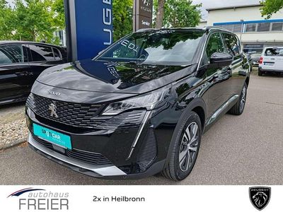 Lackierung schwarz perla nera/ Gebraucht 2023 Peugeot 5008 Allure Van / Kleinbus | 25.990 € (Guter Preis)