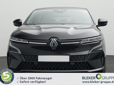 Nowe Renault Mégane Komfort 160 kW (218 KM) 2026 Czarny Sedan/Limuzyna