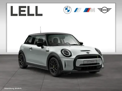 Gebraucht Mini Cooper SE Hatch 135 kW (184 PS) 2022 White silver Kleinwagen