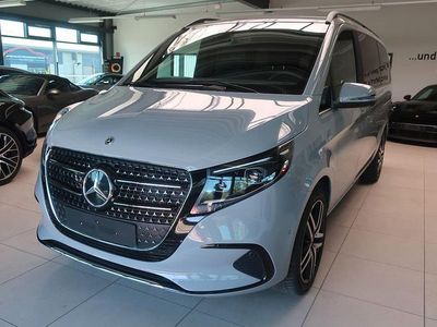 Gebraucht Mercedes V300 Avantgarde 237 PS (174 kW) 2024 Grau Van / Kleinbus
