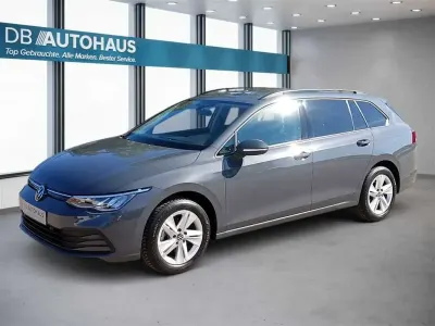 Gebraucht VW Golf VIII Life 110 PS (80 kW) 2024 Grau Kombi