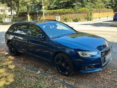 Gebraucht Audi A4 Design 190 PS (139 kW) 2018 Blau Kombi