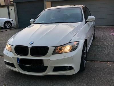 Gebraucht BMW 320 M Sport 184 PS (135 kW) 2010 Weiß Limousine