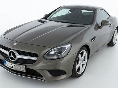 Usata Mercedes SLC200 184 CV (135 kW) 2016 Marrone Cabrio