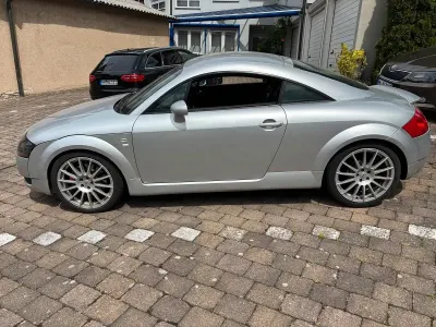 Używany Audi TT 180 KM (132 kW) 1998 Coupe