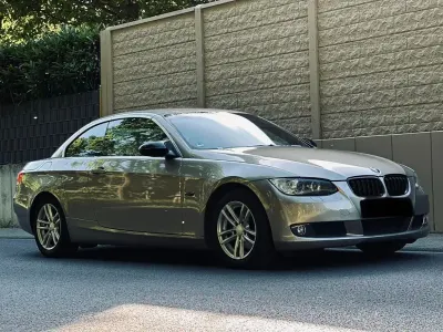 Gebraucht BMW 320 Cabriolet 170 PS (125 kW) 2008 Beige Cabrio