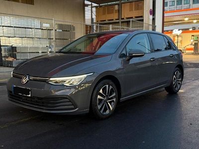 Grau Gebraucht 2021 VW Golf United Limousine | 18.600 € (Guter Preis)