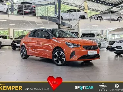 Gebraucht Opel Corsa-e Elegance 100 kW (136 PS) 2023 Orange Kleinwagen