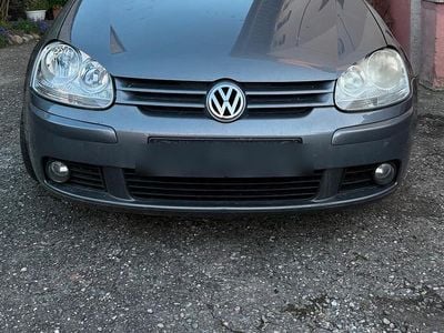 VW Golf V