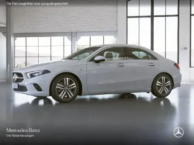Gebraucht Mercedes A250 218 PS (160 kW) 2021