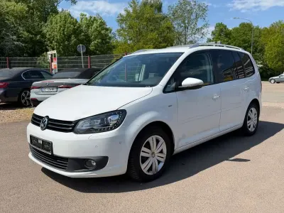 Gebraucht VW Touran Cup 105 PS (77 kW) 2014 Pure white Van / Kleinbus
