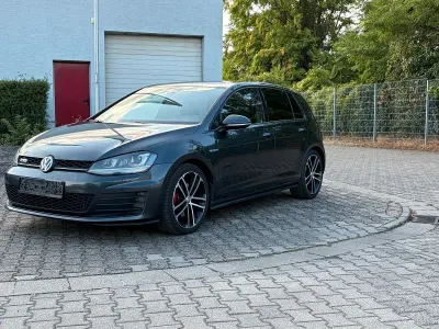 Gebraucht VW Golf VII GTD 184 PS (135 kW) 2015 Grau Limousine