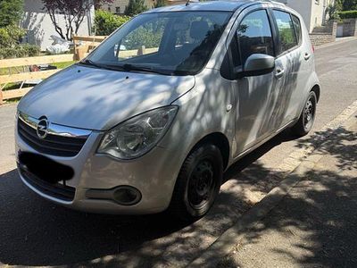 Opel Agila